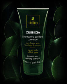 当店は 「プレミアムシャンプー&トリートメント」を使用しております。